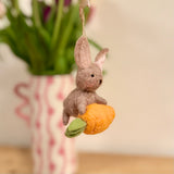 Felt Bunny With Carrot