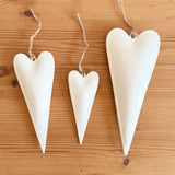 White Glazed Metal Heart Set