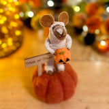 Felt Mummy Mouse with Pumpkin