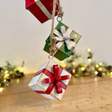 Metal Red, White & Green Presents Garland