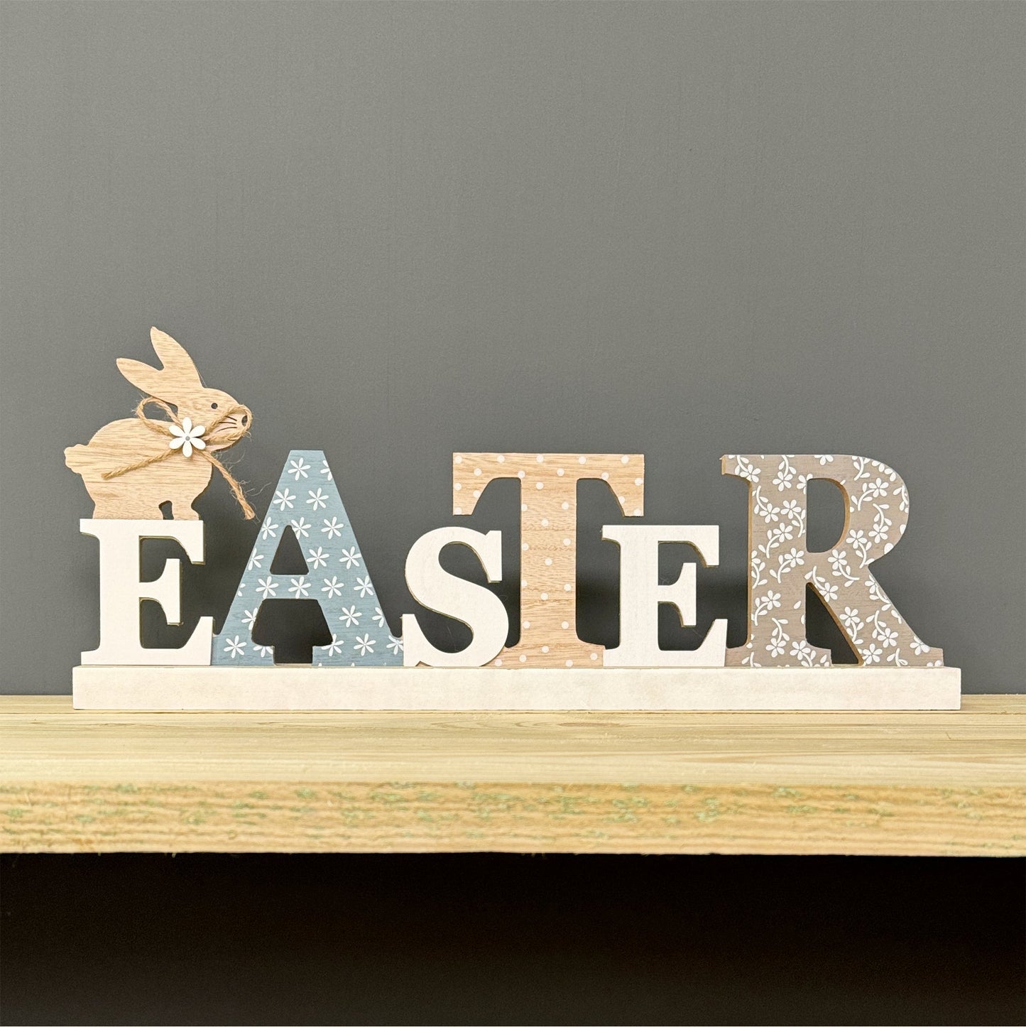 Decopage Easter Sign